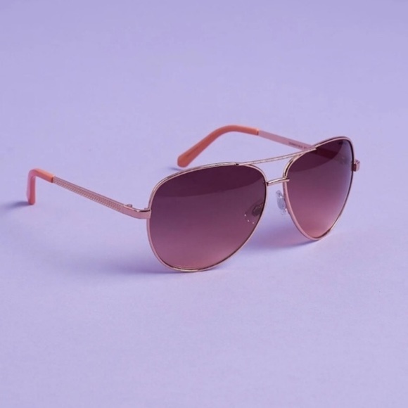 Liz Claiborne Accessories - New Liz Claiborne Aviator Sunglasses Rose Gold
